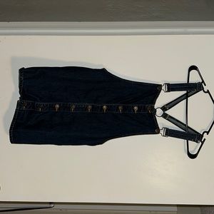 Overall skirt